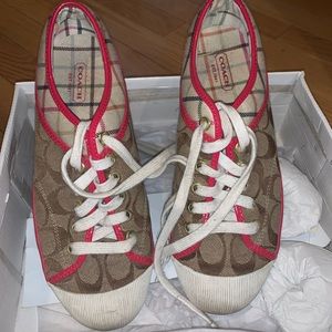 Vintage Coach Low Top Sneakers Size 7.5